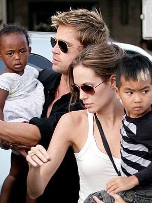 medium_Brad_Pitt_Angelina_Jolie.jpg